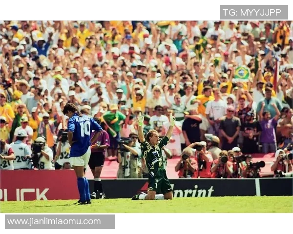 足球明星背影艺术作品欣赏与创作灵感分享